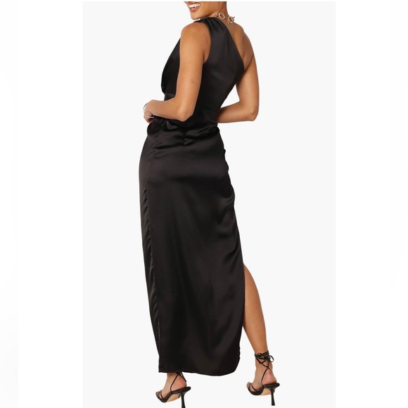 Petal & Pup Nadia One-Shoulder Black Satin Maxi Dress New! - Picture 3 of 12